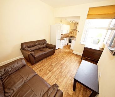 112 Leopold Street - Photo 1