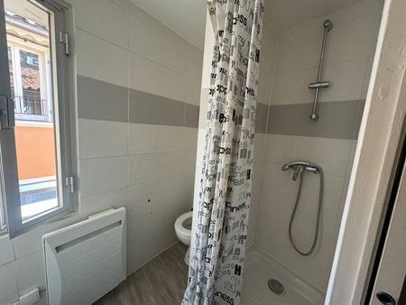 Location appartement 2 pièces 27.42 m² à Sanary-sur-Mer (83110) - Photo 5