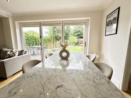 3 bedroom detached bungalow to rent - Photo 5