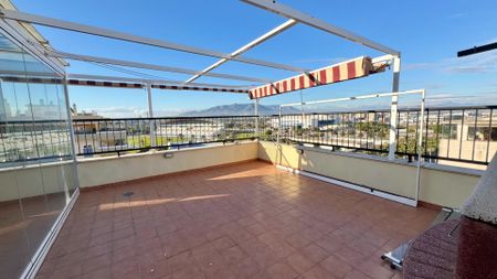 Atico en alquiler en Malaga - Photo 4
