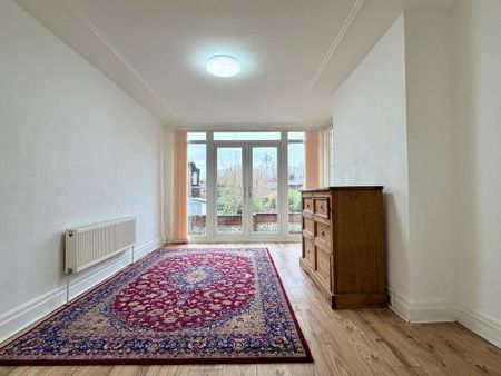 3 bedroom semi-detached house to rent - Photo 4