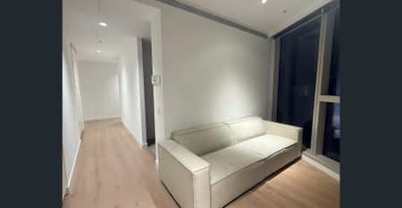 Luxurious 1 Bedroom +1 Study 1 bathroom Apartment LV45 in Building B - Photo 2