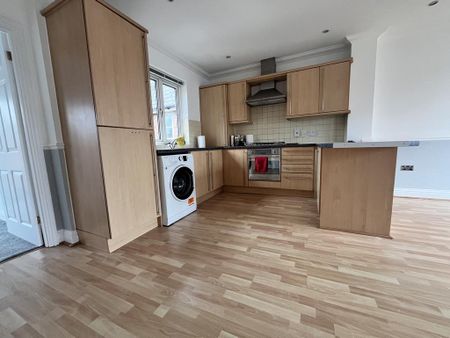 2 bedroom apartment to rent - Photo 4