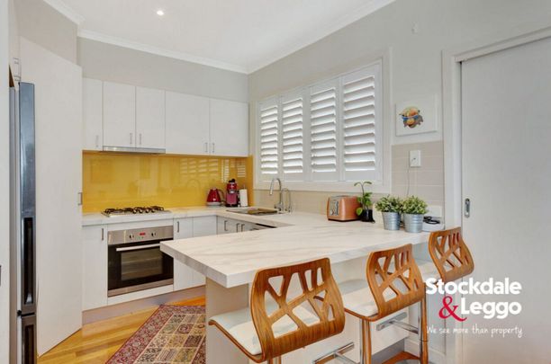 Stylish 3-Bedroom home in the Heart of Glenroy. - Photo 1