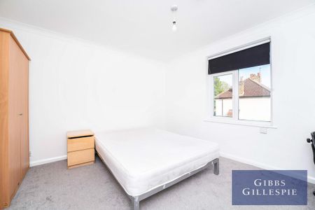 3 bedroom townhouse to rent - Photo 2