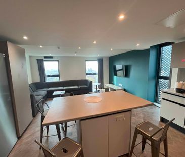 3 Bed Apartment - Photo 3