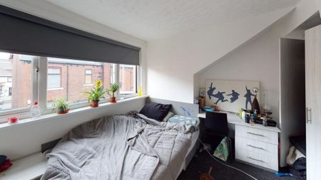 4 bedroom terraced house to rent - Photo 4