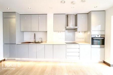 2 bedroom apartment to rent - Photo 2