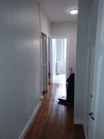 Location Maison 4 pièces 102m² ANGOULEME 16000 - Photo 4