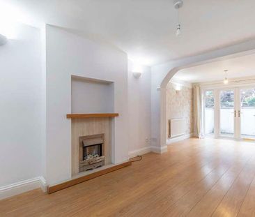 Kings Road, Cheltenham, GL52 - Photo 3