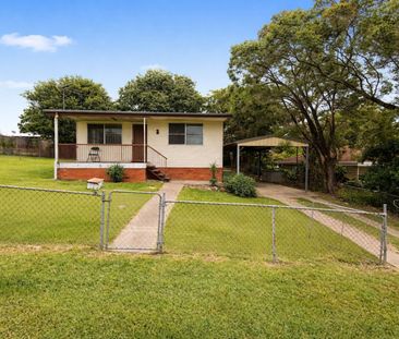 CUTE COTTAGE IN THE HEART OF CHURHILL - Photo 4