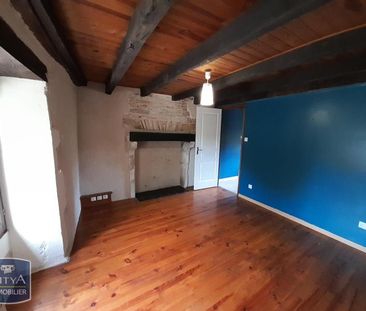 Location Maison 3 pièces 87m² NANTEUIL EN VALLEE 16700 - Photo 2