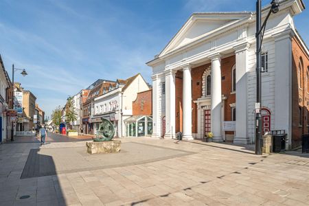 London Street, Basingstoke - Photo 5