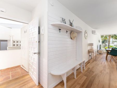 Luxury Apartment for rent in Nueva Andalucia, Andalusia - Photo 4