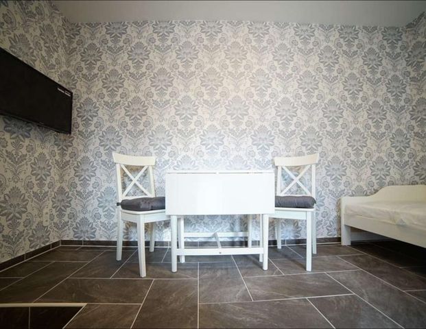 Sofort frei- kleines Apartment auch zur Kurzmiete- LKW Stellplatz - Foto 1