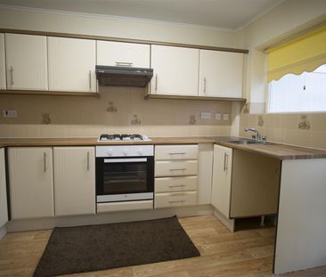 2 Beds Bungalow to Let on Cliffe Court, Preston - Photo 6