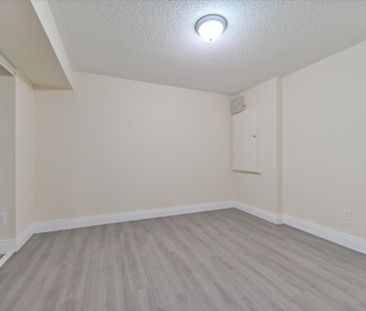 For Lease - 98 Northern Dancer Drive, Oshawa, Ontario - Photo 5