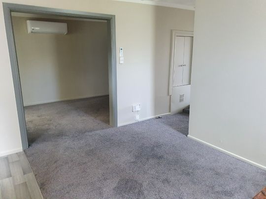 Lyndon Road East , Akina - Photo 1