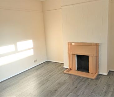 Maplewood Avenue, Deeside, Garden City - Photo 1