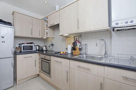 2 bedroom flat to rent - Photo 4