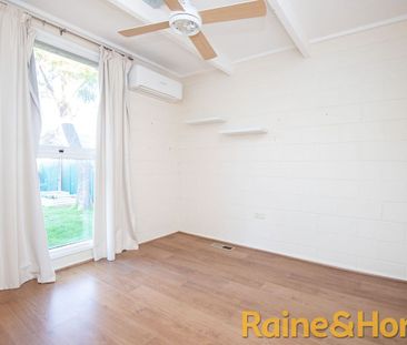 Wonderful Three Bedroom Home - Photo 1