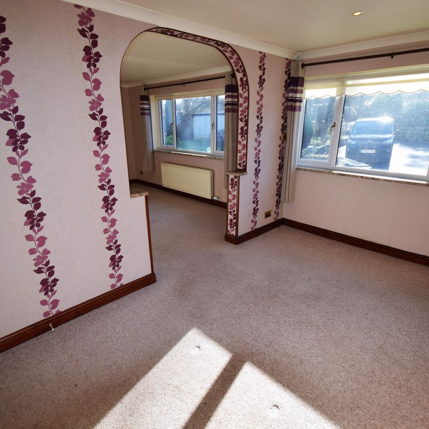 Gilsland, Brampton - Photo 1