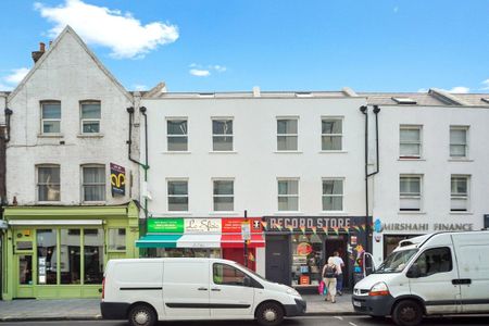 2 bedroom maisonette in Camden - Photo 5