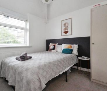 3 bedroom house to rent Caldecott Road, Manchester, M9 - Photo 5