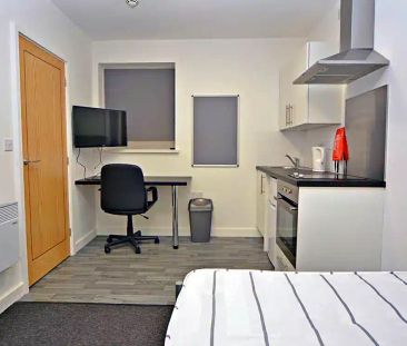 1 Bed Flats - Photo 2