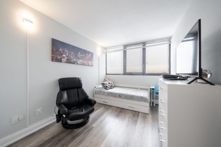For Lease - 1333 Bloor Street Unit# 2201, Mississauga, Ontario - Photo 5