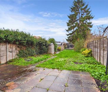 3 bedroom semi-detached house to rent - Photo 2