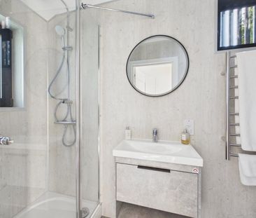 1 bedroom property to rent - Photo 2