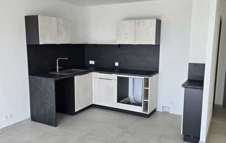 Location Appartement P3 appartement B neuf Ajaccio - Photo 3