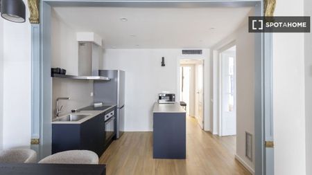 2 room luxury Flat for rent in Barcelona, Catalonia - Photo 2