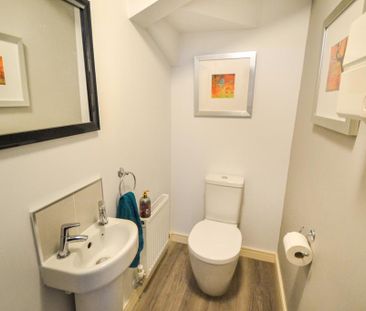 3 bedroom semi-detached house to rent - Photo 3