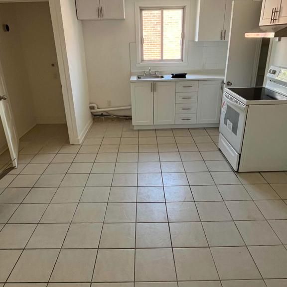 3 ½ Tétreaultville – Electros inclus - 1200$ - Photo 1