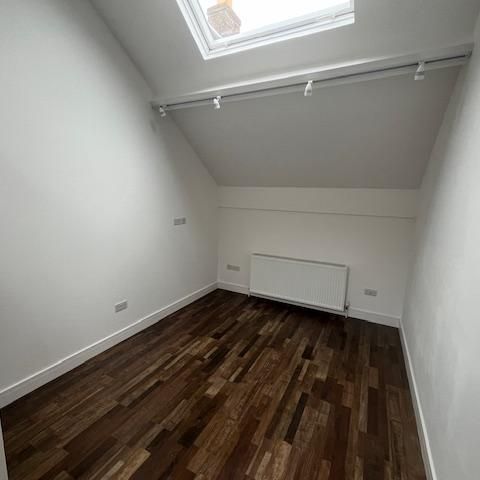 2 bedroom maisonette to rent - Photo 1
