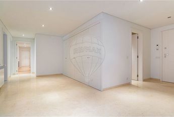 Apartamento T3 em Lisboa