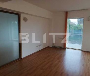Apartament nemobilat, in zona ULTRACENTRALA isi cauta chiriasi! - Photo 5