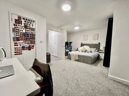 Stanks Drive, Leeds - Photo 4