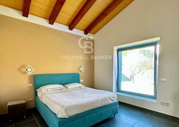 via crociale, Pietrasanta, Tuscany 55045