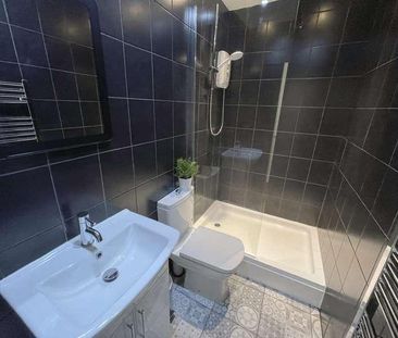 Romer Road, L6 - Photo 5