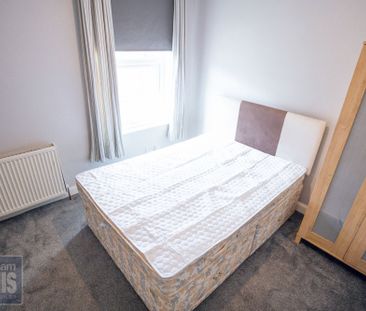 Harefield Road, - Photo 5