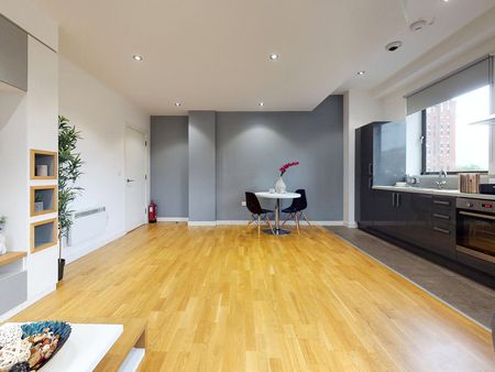 Apt 40, Q Two Residence - Photo 3