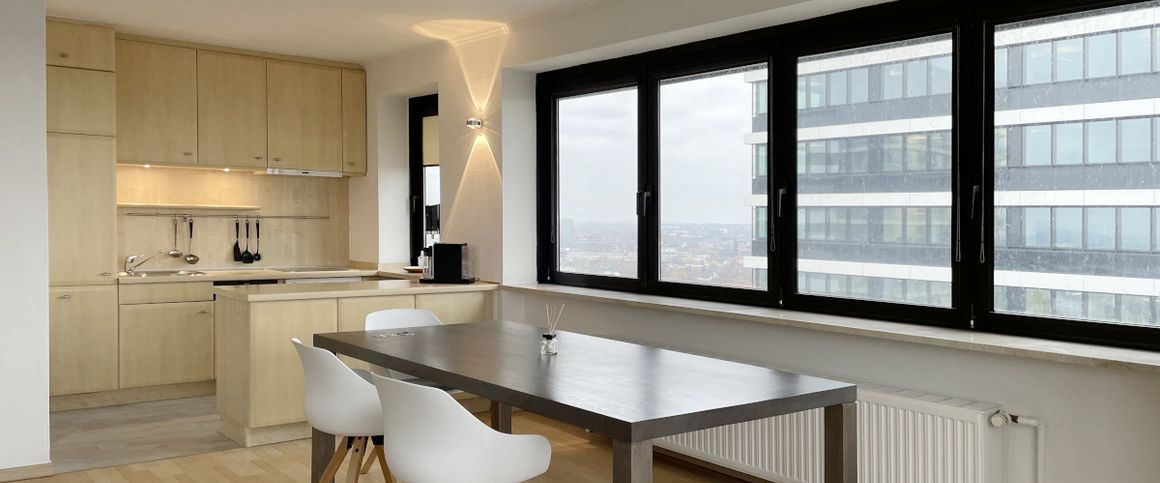 Moderne 2 Zi.-Wohnung mit tollem Weitblick über Hamburg! - Photo 1