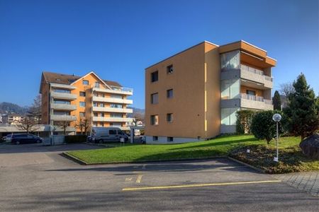 Schenkon - Poulailler, boulangerie, café - tout est maintenant à proximité - Photo 4