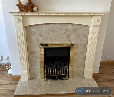 3 bedroom terraced house to rent - Photo 6