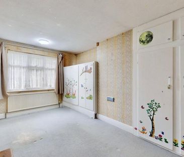 3 bedroom semi-detached house to rent - Photo 6