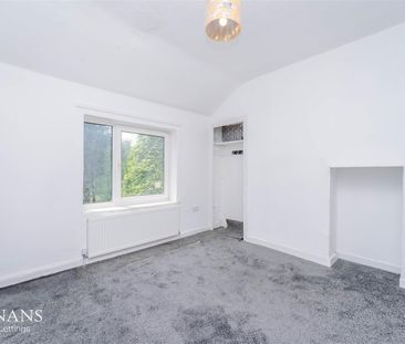 West Crescent, Accrington - Photo 5