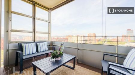 3 room luxury Flat for rent in Barcelona, Catalonia - Photo 5